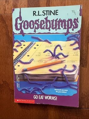 Vintage Goosebumps #21 Go Eat Worms! R.L. Stine Apple Fiction Scholastic